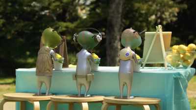 [slurping] - Alien TV