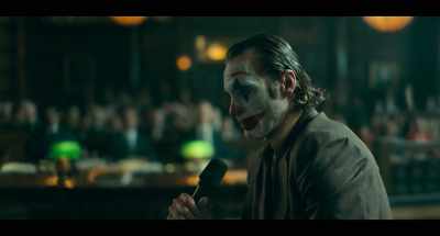 [smacks lips] - Joker: Folie à Deux