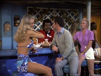 [Smacks] - The Love Boat