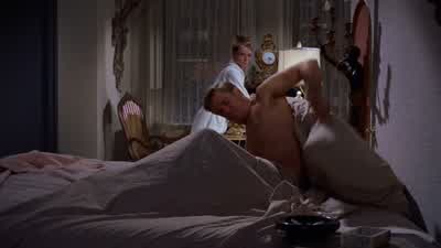Small craft warnings Block lsland to Hatteras - Breakfast at Tiffany's