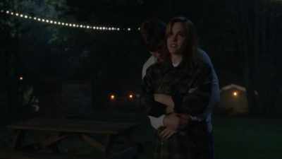 Smalltown, U. S. A., a guy with
super powers is gonna stick out, - Beyond