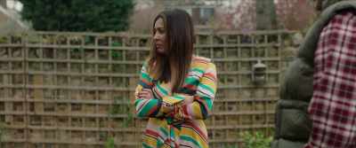 Smashed this whole place up,
crazy woman! - The Effects of Lying