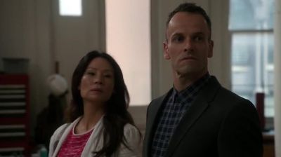Smells like pumpkin pie. - Elementary