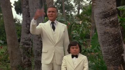 Smiles everyone Smiles - Fantasy Island