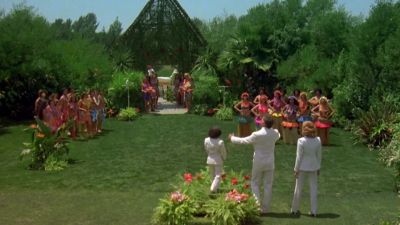Smiles everyone Smiles - Fantasy Island