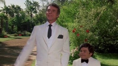 Smiles everyone Smiles - Fantasy Island