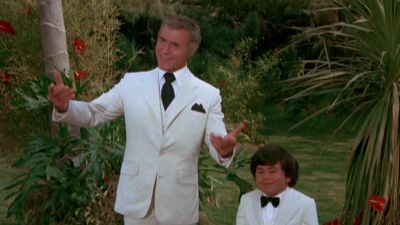 Smiles everyone Smiles - Fantasy Island