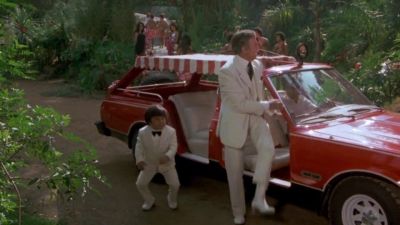 Smiles everyone Smiles - Fantasy Island