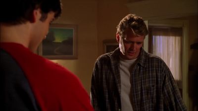 - Smooth as silk. Good job, dad.
- Thanks. - Smallville