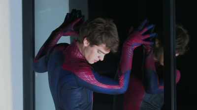 [Smoove]
Subdued colors, buggier eyes - Spider-Man: All Roads Lead to No Way Home