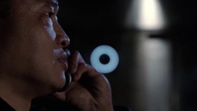 Snake, it's ono.
That chick showed up with some boy scout. - Smallville