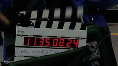 [snapping] - Kurt Vonnegut: Unstuck in Time