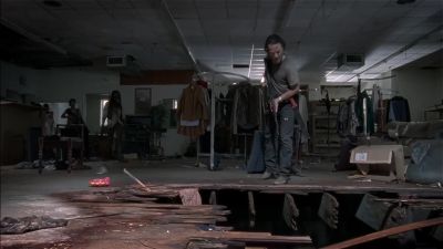 ( snarling continues ) - The Walking Dead