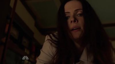 [snarls] - Grimm