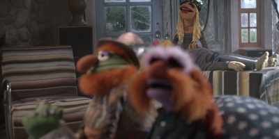 (SNEEZES) - The Muppets Mayhem