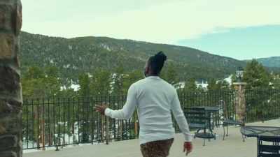 (sniffing) - Wake & Bake with Dom Brown