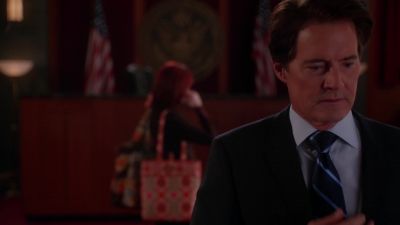 (sniffing) - The Good Wife
