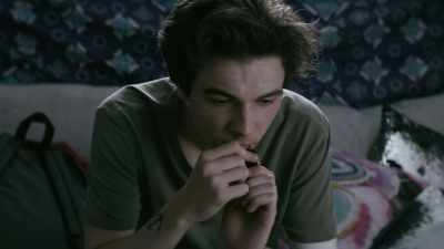 [ sniffing ] - Wayne
