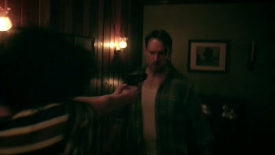 [sniffles]
He-- He grabbed the gun... - Will Trent