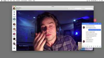 (SNIFFLES)
(LAPTOP CHIMES) - Unfriended: Dark Web