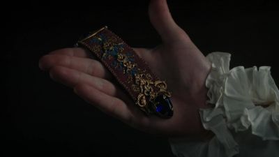 [sniffles] - Outlander