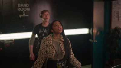 [sniffles, sobs] - Julie and the Phantoms