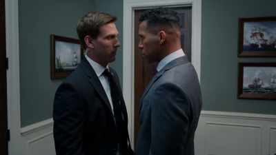 [Sniffles] You wanna know
what I really do? - Tyler Perry's The Oval