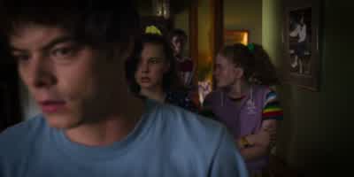 Do you guys smell that? - Stranger Things