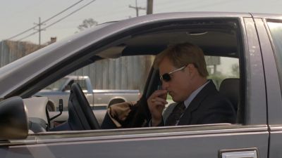 (SNIFFS) - True Detective