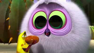 - [sniffs, shrieks]
- [Yellow chuckles] - Larva Family