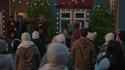 Snow machine over there,
movie center over there, - Navigating Christmas