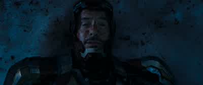 It's snowing, right? - Iron Man 3