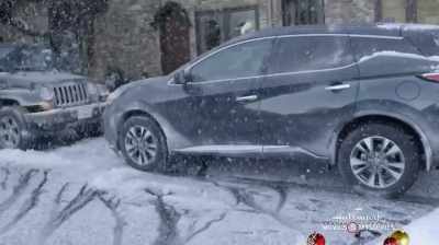  Snowball fight! - Time for Me to Come Home for Christmas
