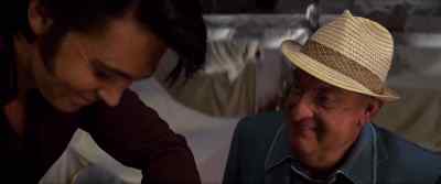 - Snowman strikes again.
- Oh, yeah. - Elvis