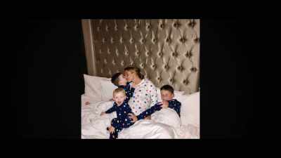 So, we all had spotty pyjamas on. - Coleen Rooney: The Real Wagatha Story