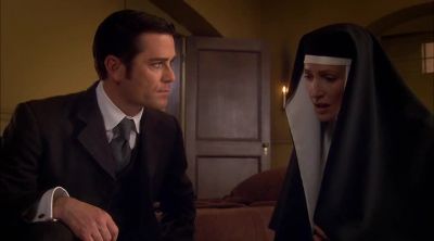 So all this time she was hearing
conversations in the garden? - Murdoch Mysteries