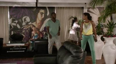 So am I in the clear? - Death in Paradise