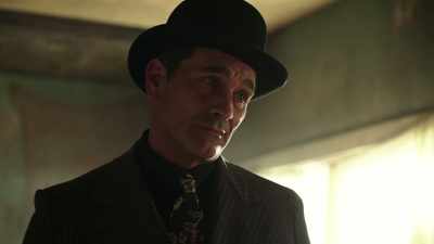 So an extra
confesses to the crime. - The Last Tycoon