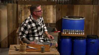 So any apple pie we're making
would come up - Moonshiners: Master Distiller