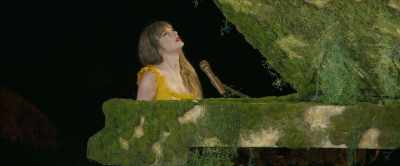 So we are currently
in the evermore era, - TAYLOR SWIFT | THE ERAS TOUR