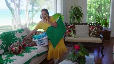 So, are you dating anyone? - Romance in Hawaii