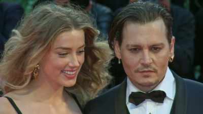 -So are we ready to roll?
-Ready to roll. - Johnny vs Amber: The US Trial