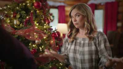 So, are the roads open yet or... - Unwrapping Christmas: Olivia's Reunion