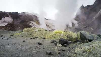 So, are these two hot spots
15 miles apart. - Secrets of the Underground