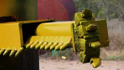 So, this arm goes out into the soft
opal dirt, circular, - Outback Opal Hunters