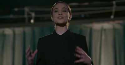 So as we celebrate
Greylock taking its first step - The Republic of Sarah