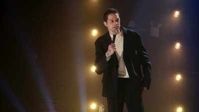So you ask yourself, you're like, "Why?
Then, why, if she knows this information, - Pete Davidson: Alive from New York