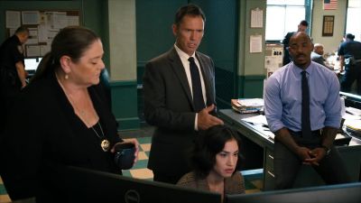 So Ava was on the yachts,
something bad happens, - Law & Order: Organized Crime