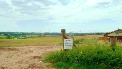 So basically, we kept driving
till we found an entrance. - Pignorant