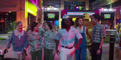 So, basically, he reprogrammed
the robots to go wackadoo. - Good Burger 2